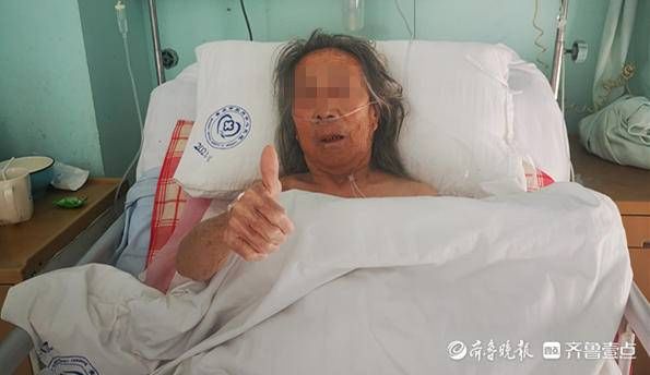 大拇指|胶州98岁老人手术治好髋部骨折，她为医生竖起大拇指