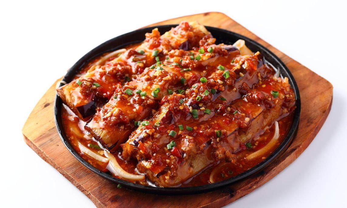 西红柿烧茄子，酸甜入味超下饭，汤汁拌饭，惊艳全场，做法很简单