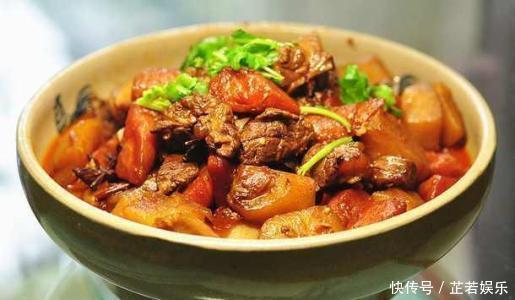  冬季给做一道暖身菜，吃完暖的像“火炉”，常吃还能提高免疫力