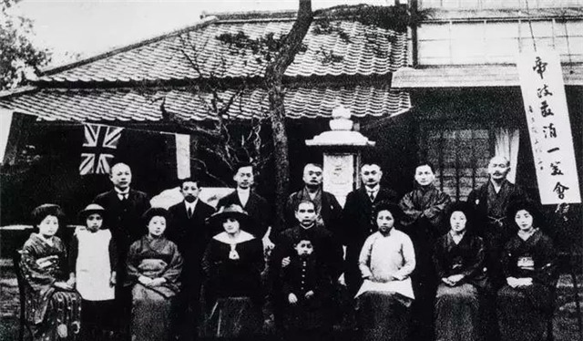 何香凝:孙中山向她托付身后大事,是猛虎也是寒梅