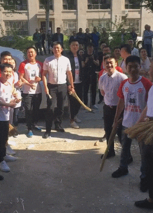 |搞笑段子王：老师，我们不说话，我们就这么看着你