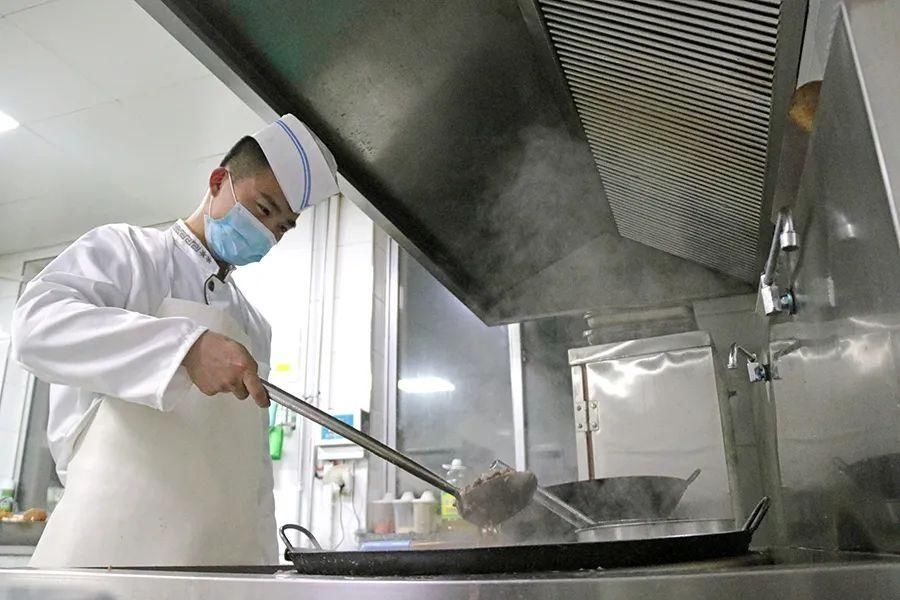 腊八｜开饭了，快来尝尝军营好粥