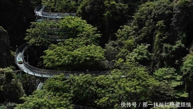 索道排队两小时，万余江浙沪游客扎堆皖南无名小山，有啥神奇？