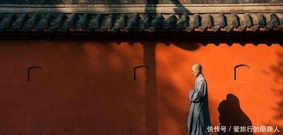 尊贵|他为了一个女子选择出家, 但由于身份尊贵, 无人敢收留他!