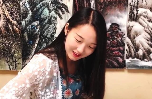  模仿|女画家模仿邵岩，用针管作画，网友吐槽：看那手法