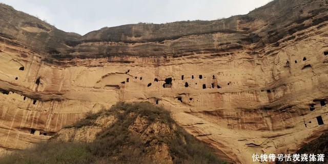 石窟|陕西旬邑有几个村子，房子建在绝壁上，远看宛如“悬崖楼房”