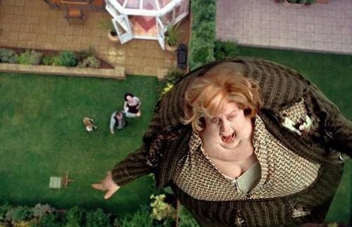 乌姆里奇&《哈利·波特》:那些大家很熟悉的巫师和麻瓜,真实原型都是谁?