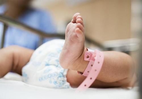 胎儿|为什么剖腹产一般在怀孕38周进行,而不是40周呢?