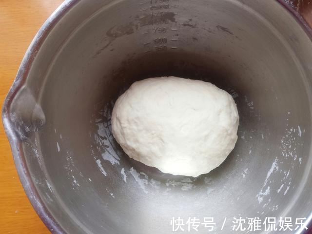 油酥|奶奶做的酱香饼,好吃有诀窍,掌握好4点,酥软多层,凉了也好吃