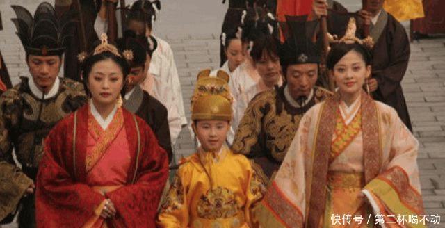 母亲|朱元璋亲手剥桔子给朱棣, 朱棣母亲听后脸色大变, 儿啊快逃命吧!