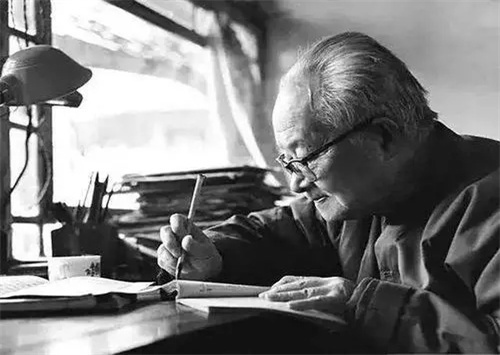 古人|古人常把东西塞袖子里,为何不担心掉出来?你看袖子里有多少机关