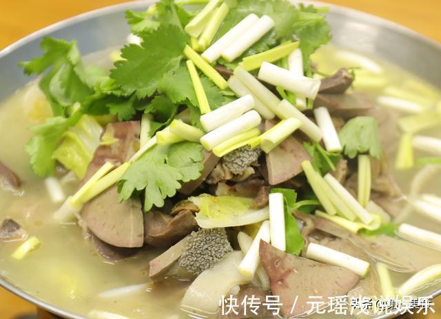 锅仔|大厨教你最省事的羊杂锅仔做法,热气腾腾不腥不膻!能当火锅吃