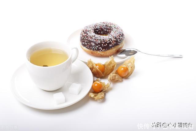 冰糖|洋葱冰糖泡水喝,作用真是太厉害了,解决了很多人的烦恼,还省钱