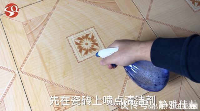 把钢丝球塞进袜子了,没想到这么厉害,解决困扰家家户户的一难题