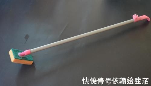 你家里有用旧不要的百洁布吗?这个用途太聪明了,越早知道越好