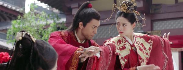 周芷若|张无忌有多渣?定亲殷离,亲吻小昭,心悦赵敏,接盘二婚周芷若