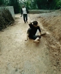 |搞笑GIF动画:岁月催人老,时间是很真实的杀猪刀啊!