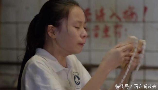 夏欢欢 《小舍得》学霸米桃得抑郁症休学,触及多少贫困家庭内心深处的痛