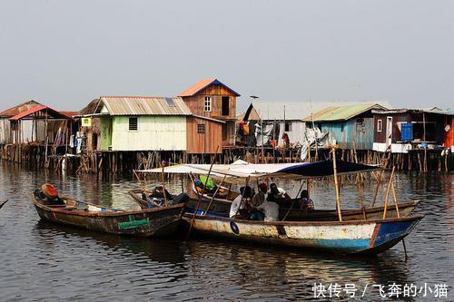 世界上最大的水村：全村3万人都住在水上，吃穿不愁唯独怕上厕所