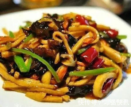 水淀粉|美食推荐酸辣鸡杂，大葱炒猪头肉，莴笋木耳肉片，鱼香千叶豆腐