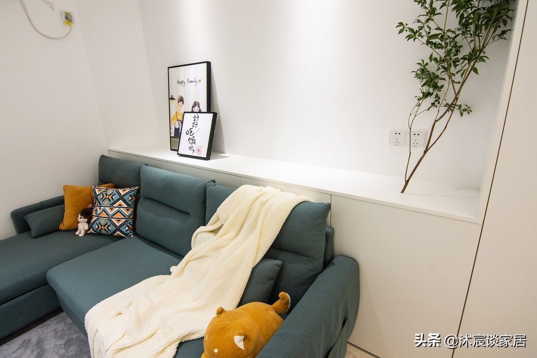 书房|真心佩服这对夫妻,改造破旧二手房,让室内大放异彩,实在太牛了