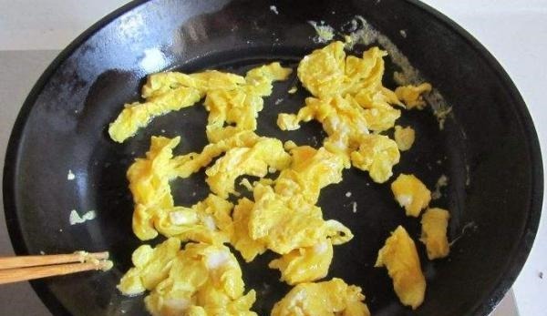 西红柿|它是脂肪克星，一周吃3次，刮油清肠，排出宿便，腰肢越来越细