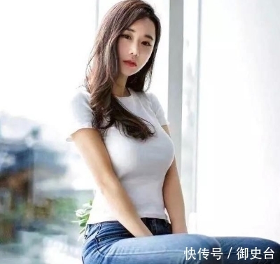 紧身|紧身牛仔裤时尚好搭,展现贴身美感,魅力十足!