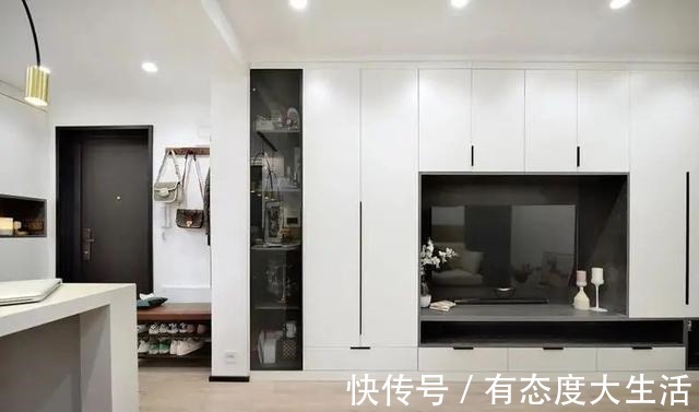 户型|40㎡一字型单身公寓,小户型都能这么时尚舒适,还买什么大房子!