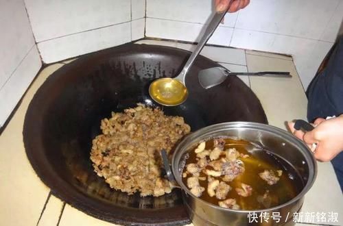 熬猪油,只放盐就是大错特错,加它猪油又白又香,放1年都不会坏