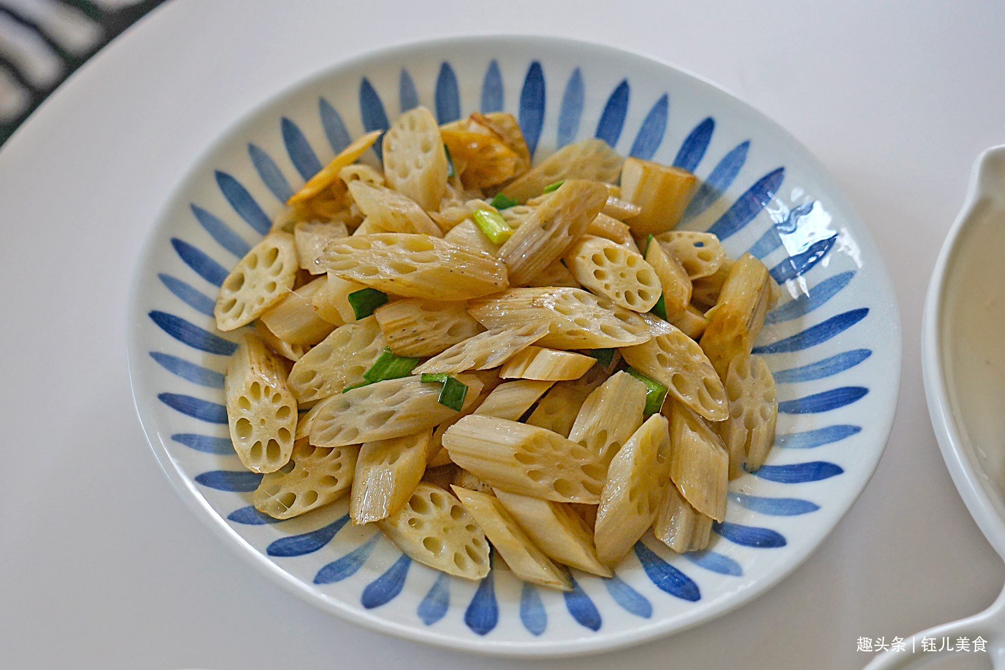 75岁婆婆做的清淡午餐,发朋友圈火了,大热天简单吃还真不错