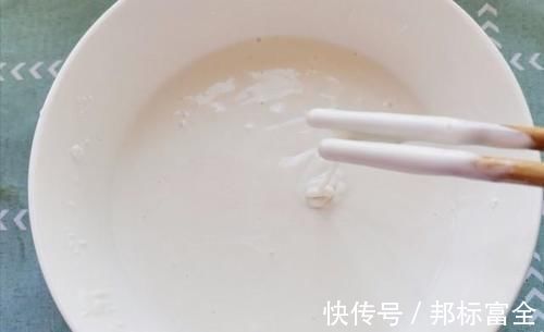 家人|这道简单的中式甜点，又香又软糯，学会了过年给家人秀起来