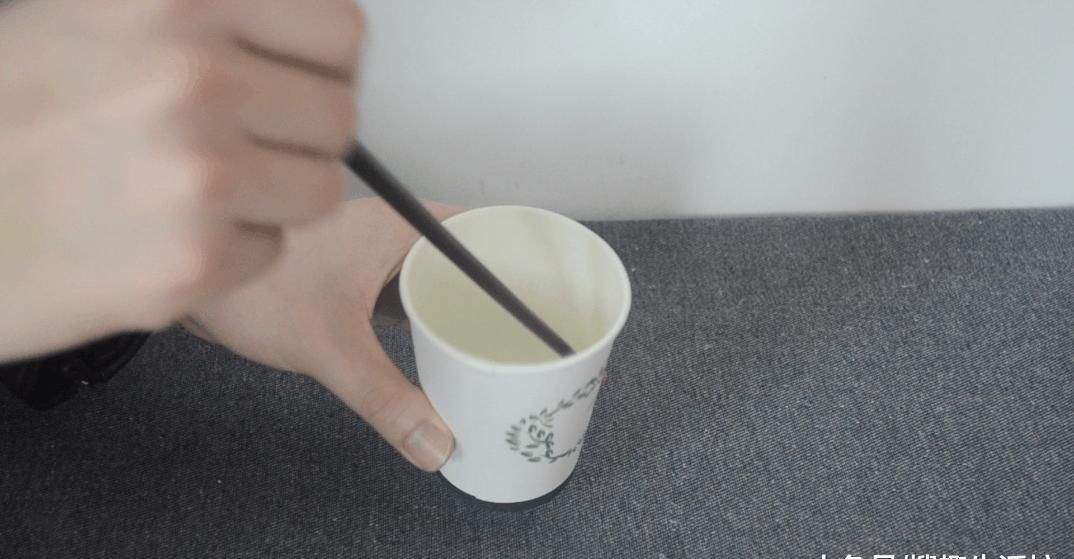 为什么要在家里放瓶花露水, 看完就明白了, 能解决家家户户的烦恼