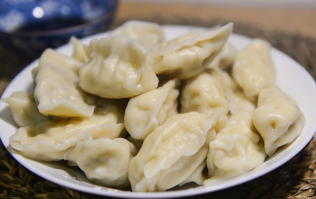 饺子|包白菜馅水饺,这一步是关键,做好了饺子鲜嫩多汁特别香