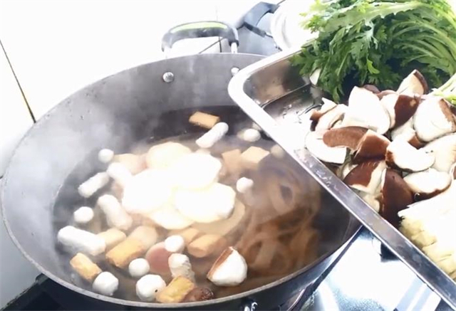 油泼辣子|想吃麻辣烫菜不用出去买,手把手教你做出来,不用任何火锅底料