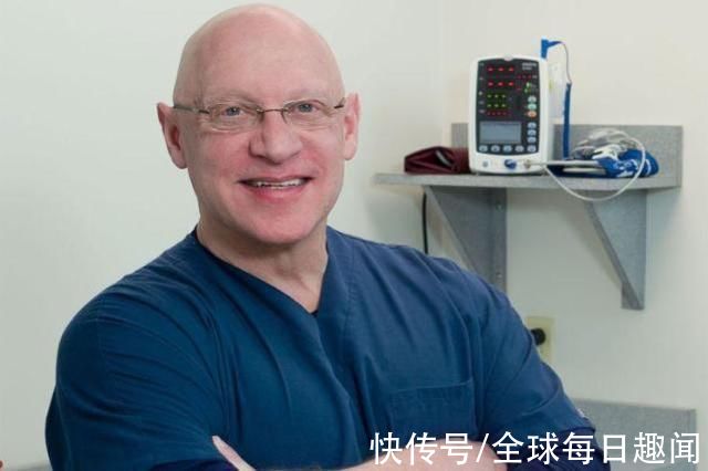 摩根|美国女子发现看了9年的妇科医生竟是生父，因欺瞒将其告上法庭