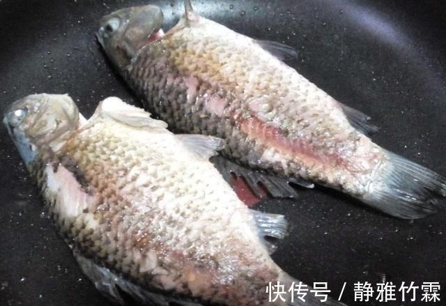 鱼汤|炖鱼汤用冷水还是热水?经过大厨指点才明白,难怪煮不出奶白色