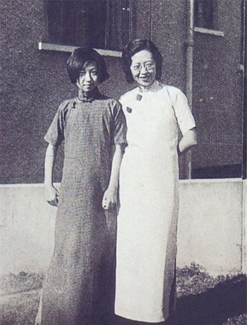  终于|初恋嫌她出身不好另娶他人，她痴心苦等52年，78岁终于嫁给他