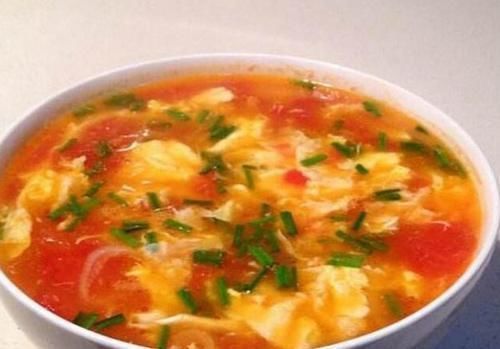 女生扎马尾时,尽量别犯这4个错误!显土又老气,颜值再高也白搭