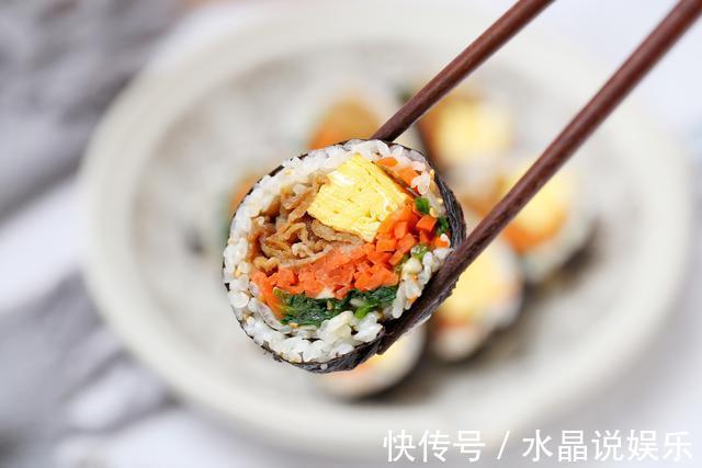汤匙|在家就能做的韩式料理，饭和菜卷一起，营养丰富又美味，老少皆宜
