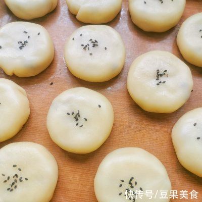 绿豆|尝尝这道酥皮绿豆饼，生活赛过活神仙