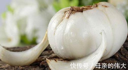 牡蛎|“奔四”的女人别太节俭,平时多吃7种食物,或助补充雌激素