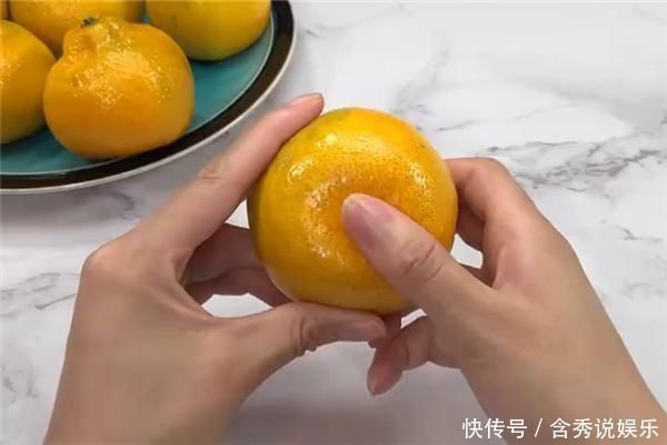 好吃|才知道买橘子要挑母的,教你挑选窍门,橘子皮薄水多,又甜又好吃