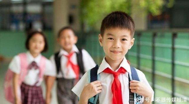 入学|浙大教授建议,女孩“最佳”入学年龄并非7岁,切忌“错龄入学”