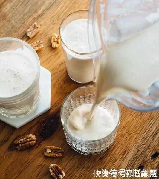 gt|她往花盆里加点这个，再也不怕积水烂根，3天黄叶变绿叶