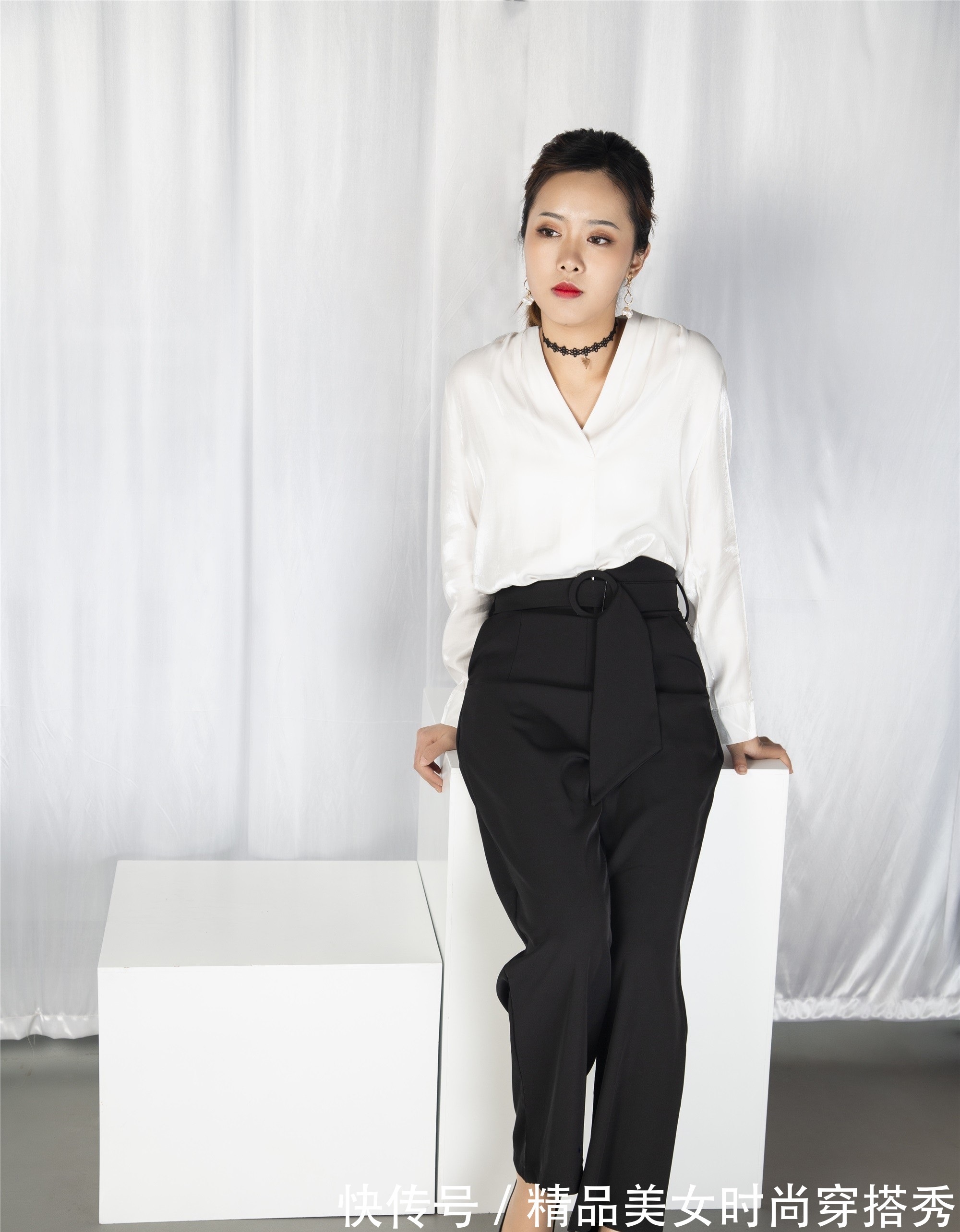 干练|简约中带点个性，让你的职场穿搭与众不同
