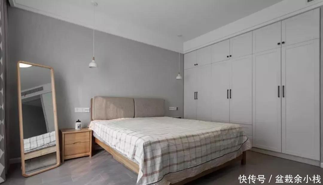 视觉效果|小卧室这样布置设计,温馨又实用,再也不会显得杂乱拥挤了!
