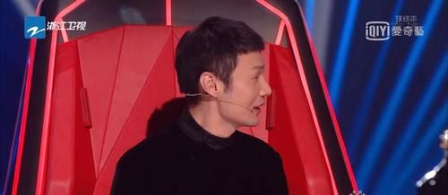 参赛者|《中国好声音》最大乌龙!参赛者还没唱李荣浩「提前转身」吓傻