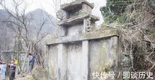 百姓&一家族世代守护一座陵墓,却死都不说出墓主人是谁,原来是皇帝墓