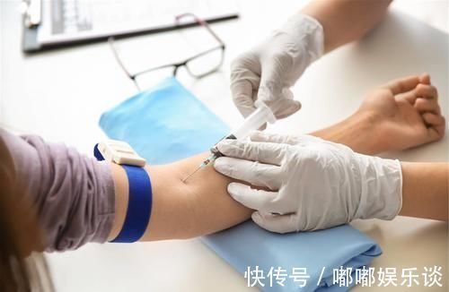 空腹血糖|医生提醒:糖化蛋白过高的人,这2种素食要少吃,以免升高血糖