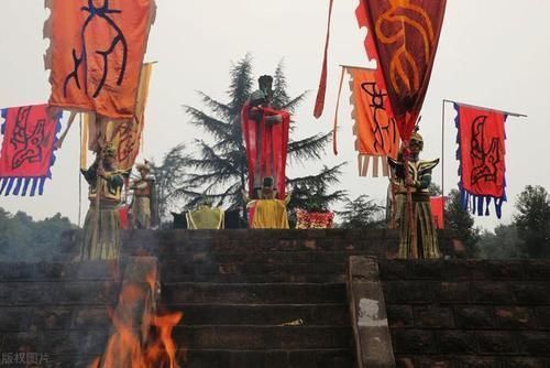 古巴蜀国$古巴蜀国没有文字,却能改写了华夏文明,三星堆文明到底有多牛